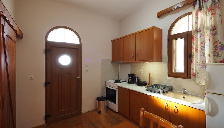 Sofia Limeni Apartments