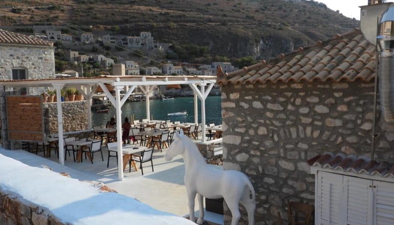 Sofia Limeni Apartments