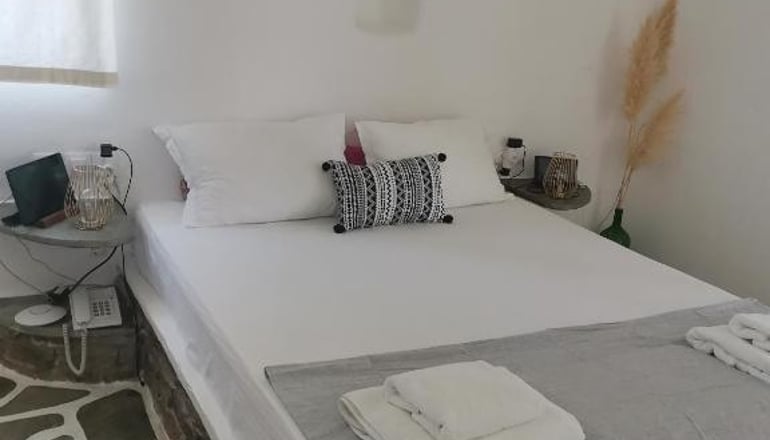 Soros Beach - Αντίπαρος