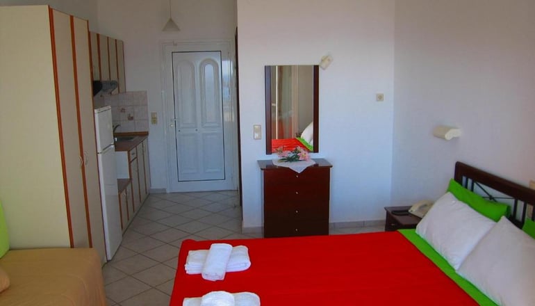 Spiros Studios Parga