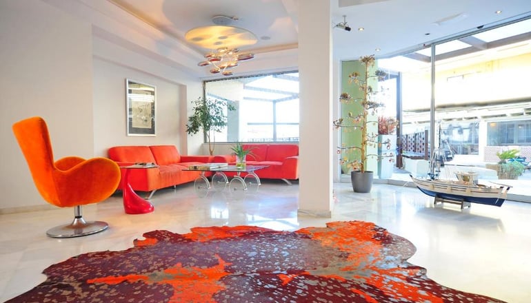 Steris Elegant Beach Hotel & Apartments