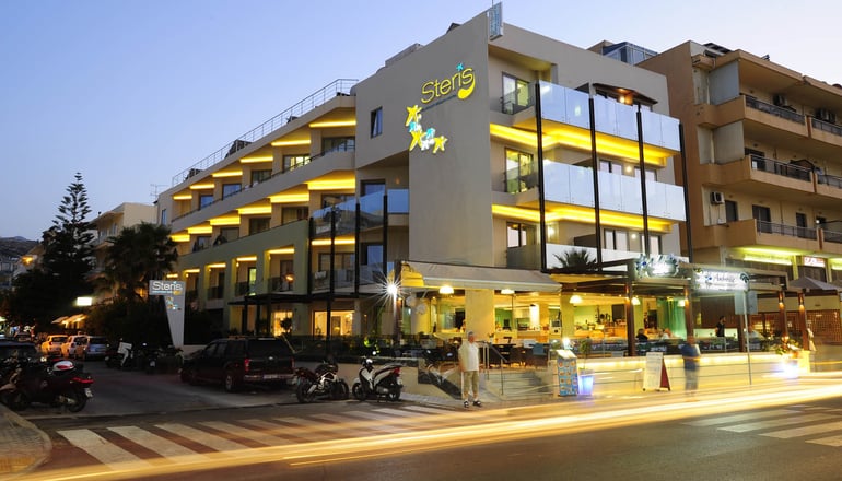 Steris Elegant Beach Hotel & Apartments