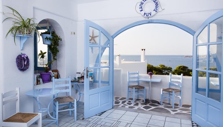 Stratos Apartments & Studios - Παροικιά, Πάρος