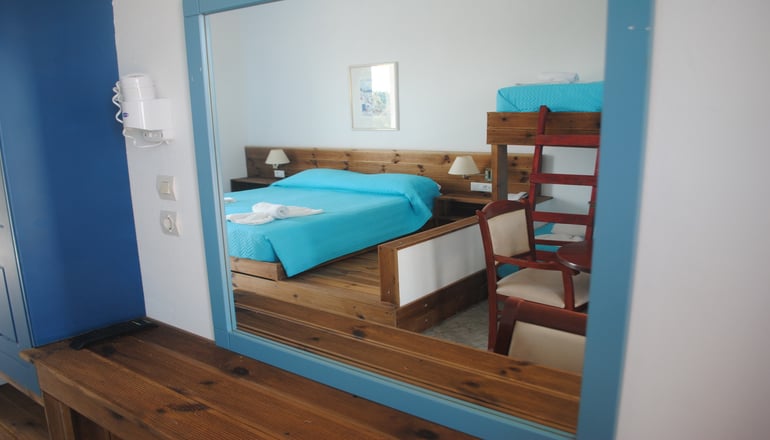 Summer Dream Hotel