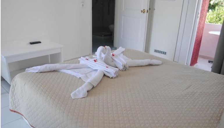 Summer Dream Hotel