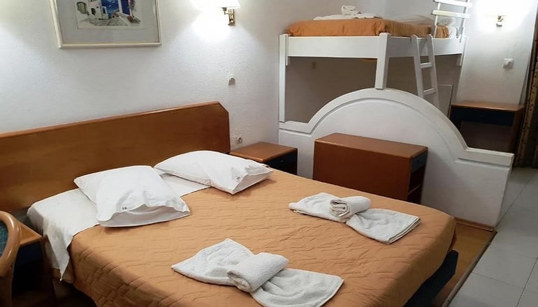 Summer Dream Hotel