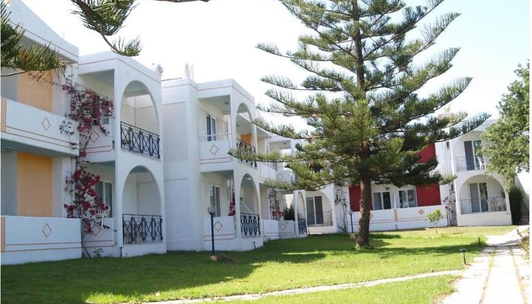Summer Dream Hotel