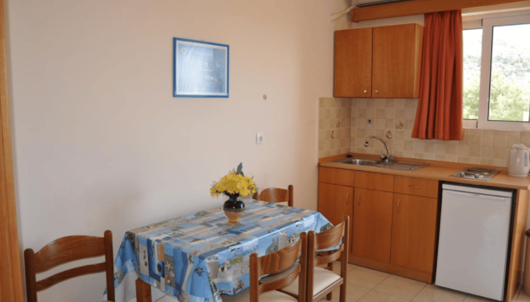 Summer Memories Hotel