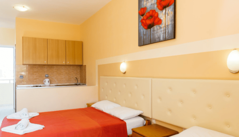 Summer Memories Hotel