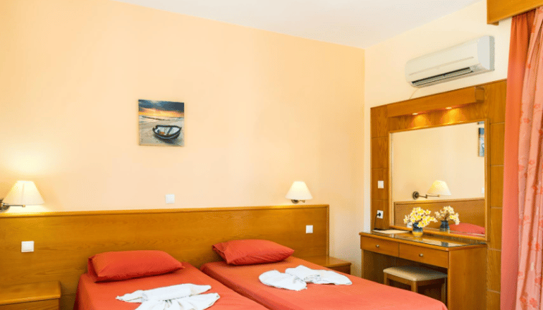 Summer Memories Hotel