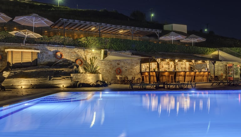 Sunrise Beach Suites - Αζόλιμνος, Σύρος