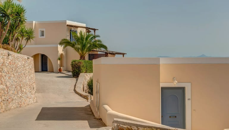 Sunrise Beach Suites - Αζόλιμνος, Σύρος