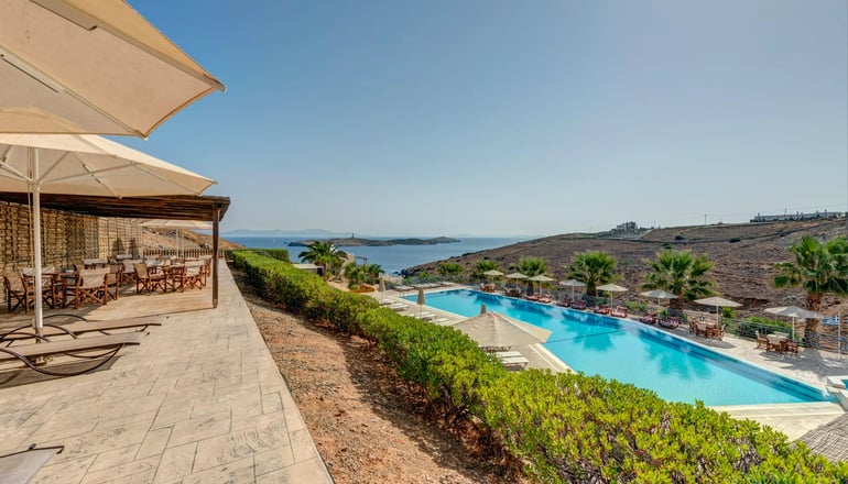 Sunrise Beach Suites - Αζόλιμνος, Σύρος