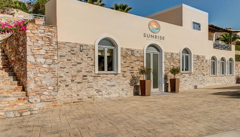 Sunrise Beach Suites - Αζόλιμνος, Σύρος
