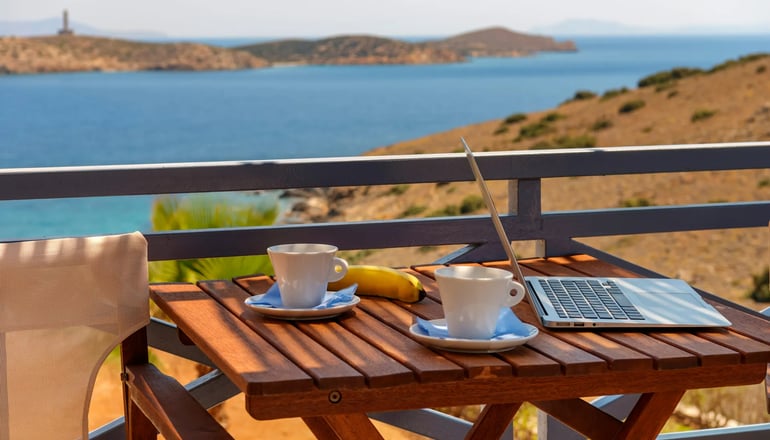 Sunrise Beach Suites - Αζόλιμνος, Σύρος