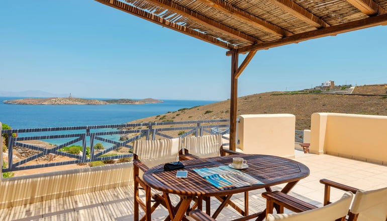 Sunrise Beach Suites - Αζόλιμνος, Σύρος