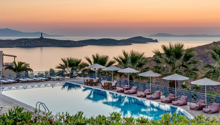 Sunrise Beach Suites - Αζόλιμνος, Σύρος