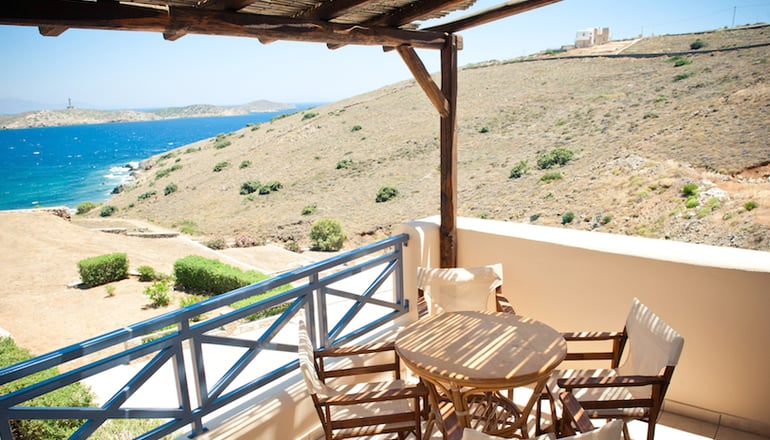 Sunrise Beach Suites - Αζόλιμνος, Σύρος