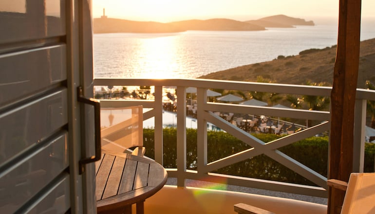 Sunrise Beach Suites - Αζόλιμνος, Σύρος