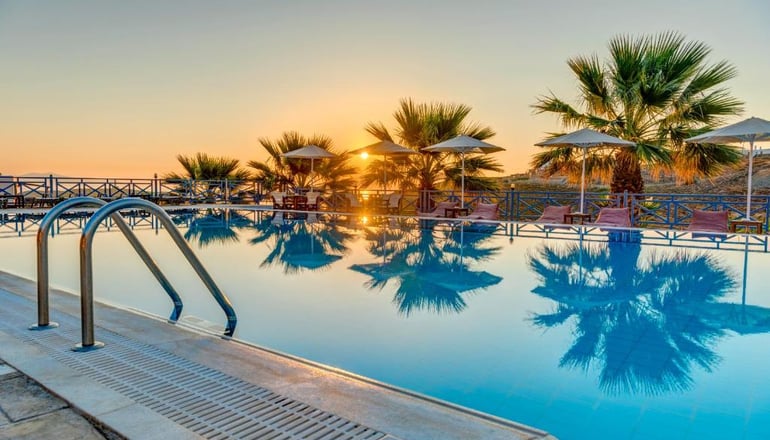 Sunrise Beach Suites - Αζόλιμνος, Σύρος