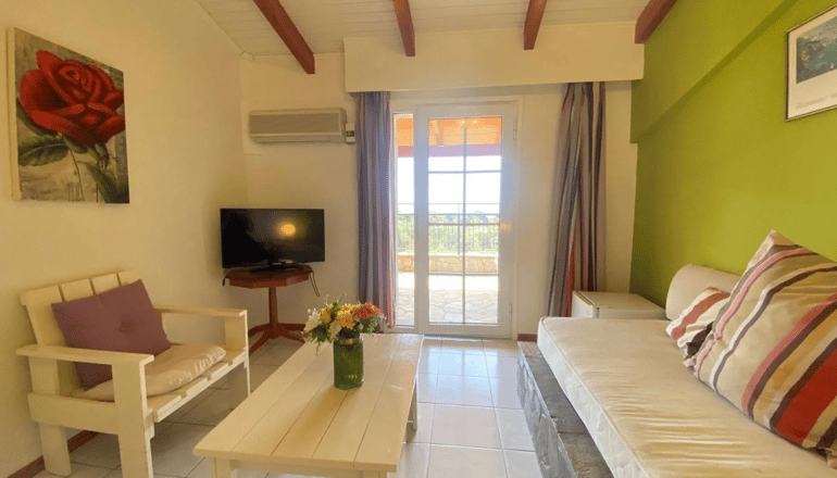 Sunrise Inn Hotel - Κουντουράτα, Κεφαλονιά
