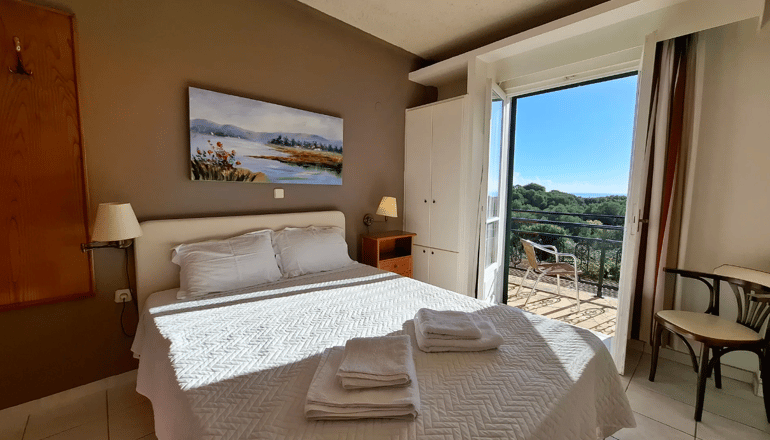 Sunrise Inn Hotel - Κουντουράτα, Κεφαλονιά