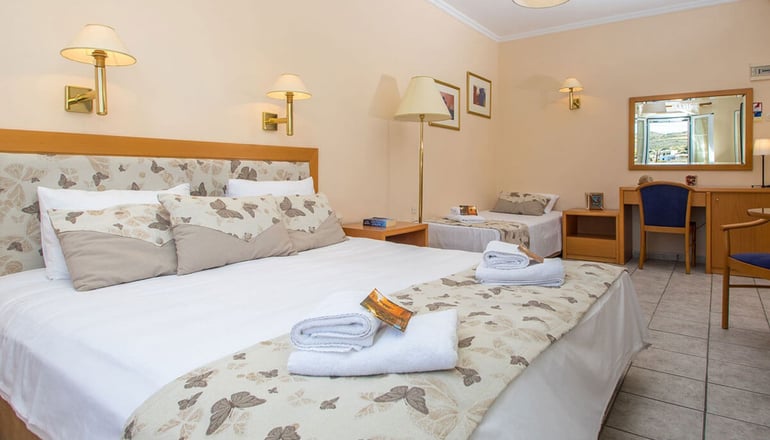 Syros Atlantis Hotel - Βάρη, Σύρος