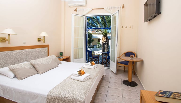 Syros Atlantis Hotel - Βάρη, Σύρος