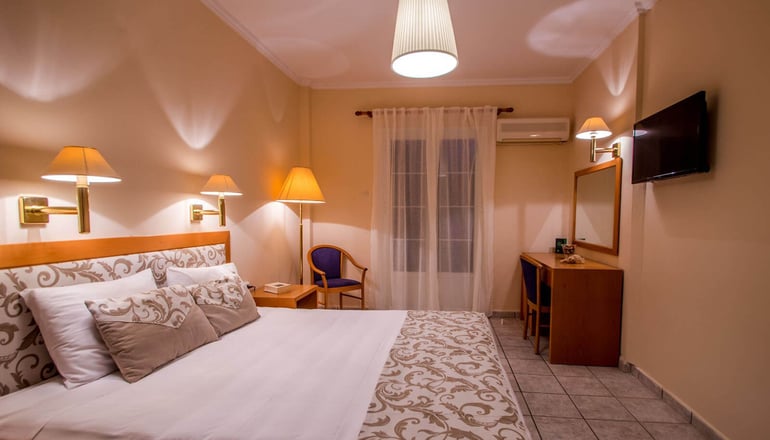 Syros Atlantis Hotel - Βάρη, Σύρος