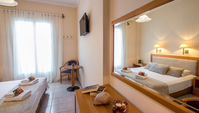 Syros Atlantis Hotel - Βάρη, Σύρος