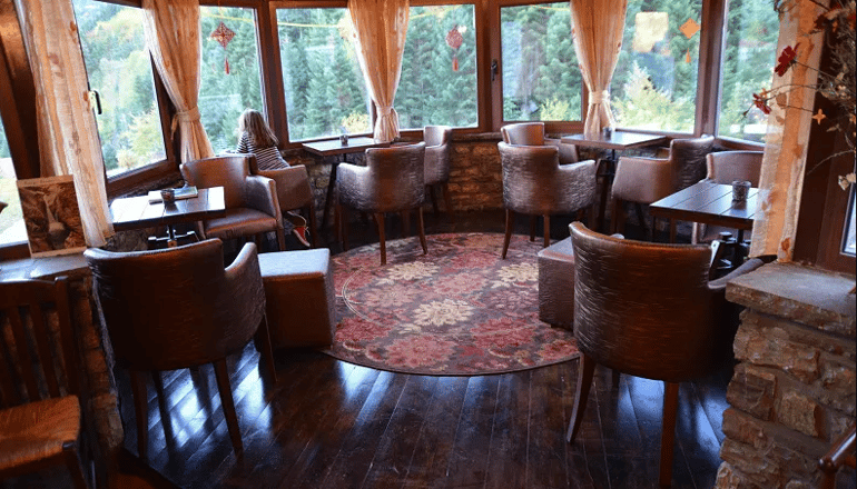 Τα Πέτρινα - Ορεινή Ναυπακτία