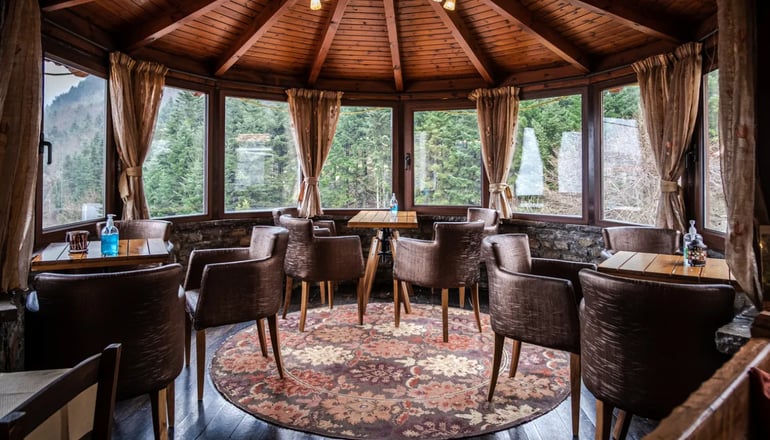 Τα Πέτρινα - Ορεινή Ναυπακτία