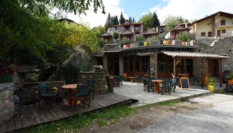 Τα Πέτρινα - Ορεινή Ναυπακτία