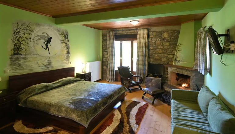 Τα Πέτρινα - Ορεινή Ναυπακτία