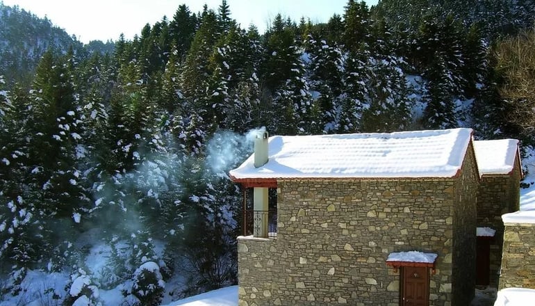 Τα Πέτρινα - Ορεινή Ναυπακτία