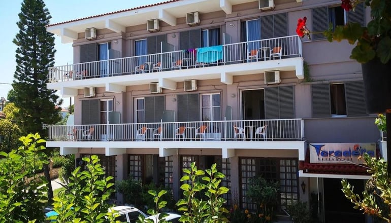 Taradella Hotel
