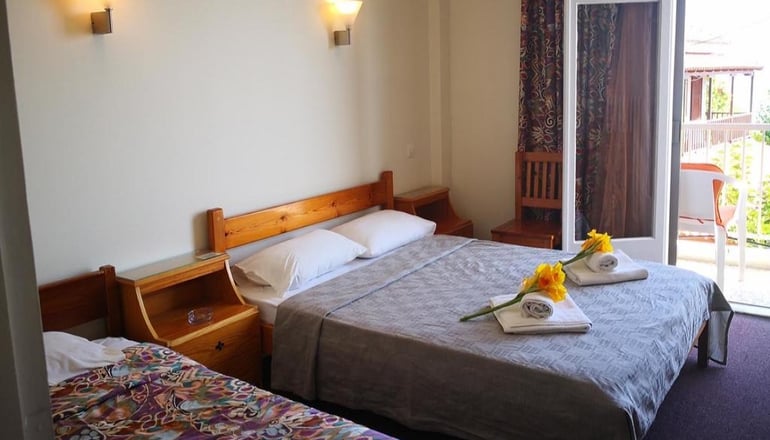 Taradella Hotel