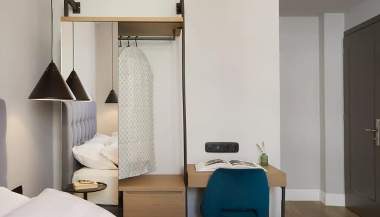 The Artist Athens - Ψυρρή, Αθήνα