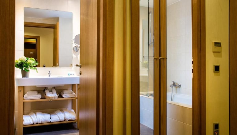 4* The Athens Gate Hotel - Αθήνα