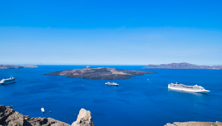 The Last Sunbeam - Φηρά, Σαντορίνη