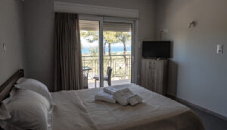 Thea Luxury Residences - Ταξιάρχες Ηλείας