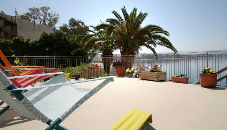Theoxenia Hotel - Λουτράκι