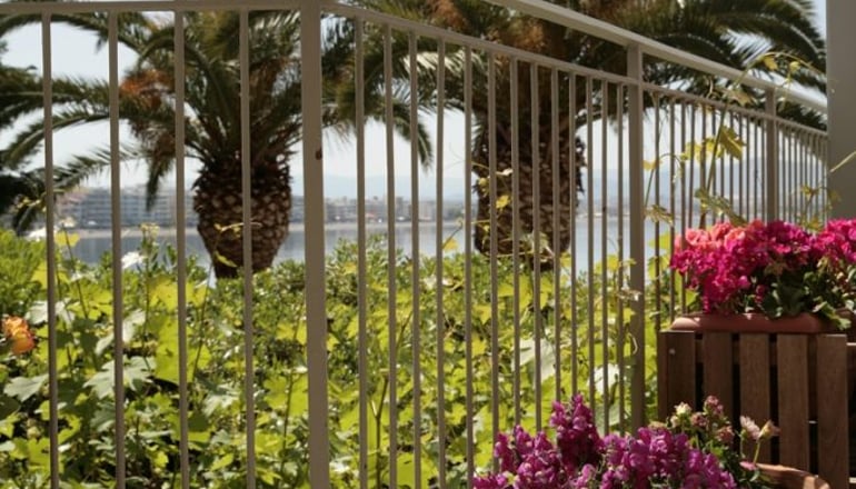 Theoxenia Hotel - Λουτράκι