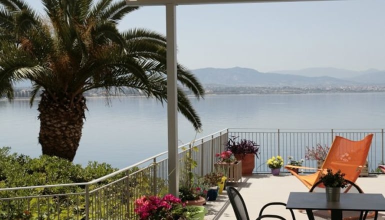 Theoxenia Hotel - Λουτράκι
