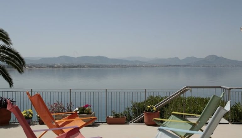 Theoxenia Hotel - Λουτράκι