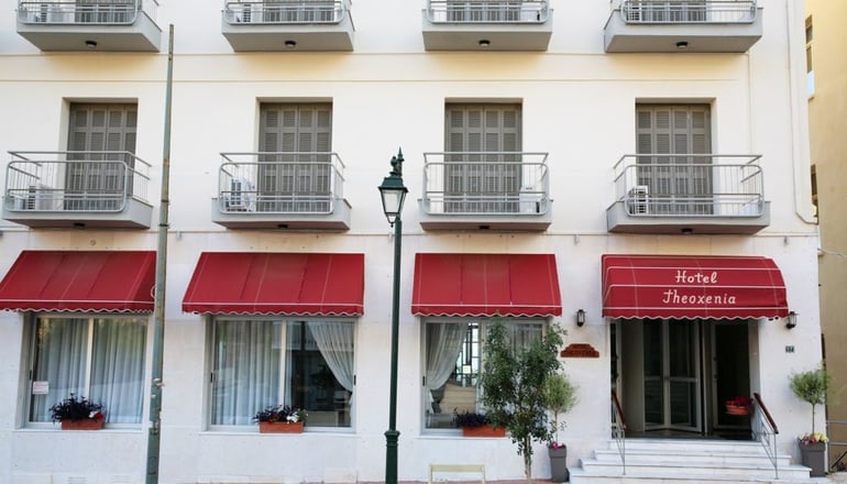 Theoxenia Hotel - Λουτράκι