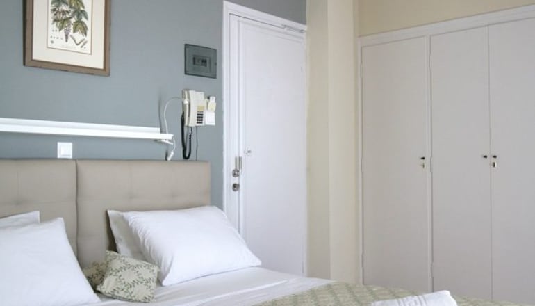 Theoxenia Hotel - Λουτράκι