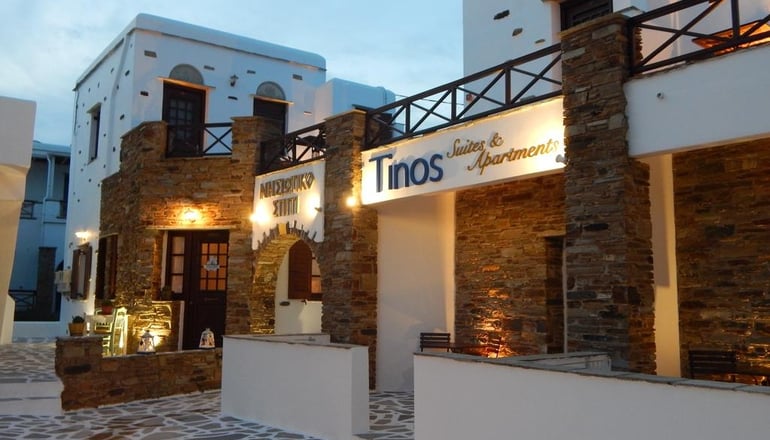 Tinos Suites & Apartments