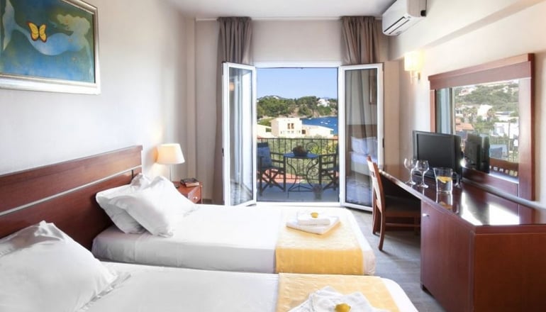 Tomato Beach Hotel, Σκιάθος