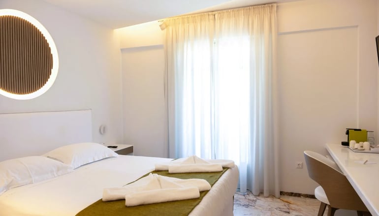 4* Tzanis Resort - Μώλος, Σκύρος